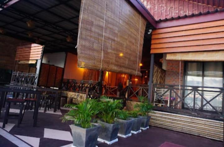 Villa Sala Vanna Savannakhet Esterno foto